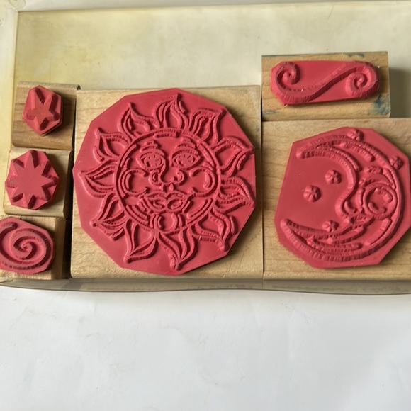 Sun, moon and stars S482 stamp set - Picture 7 of 8